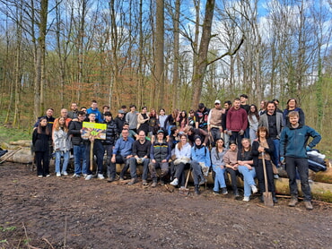 Bestes Wetter sorgte für gute Stimmung im Wald